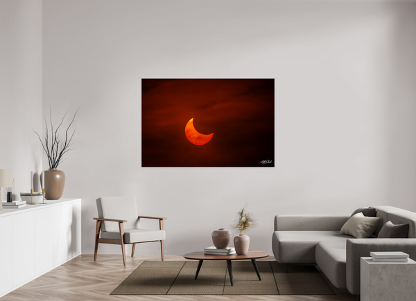 66 x 44″, Slimline Case Eclipse over Moses Lake